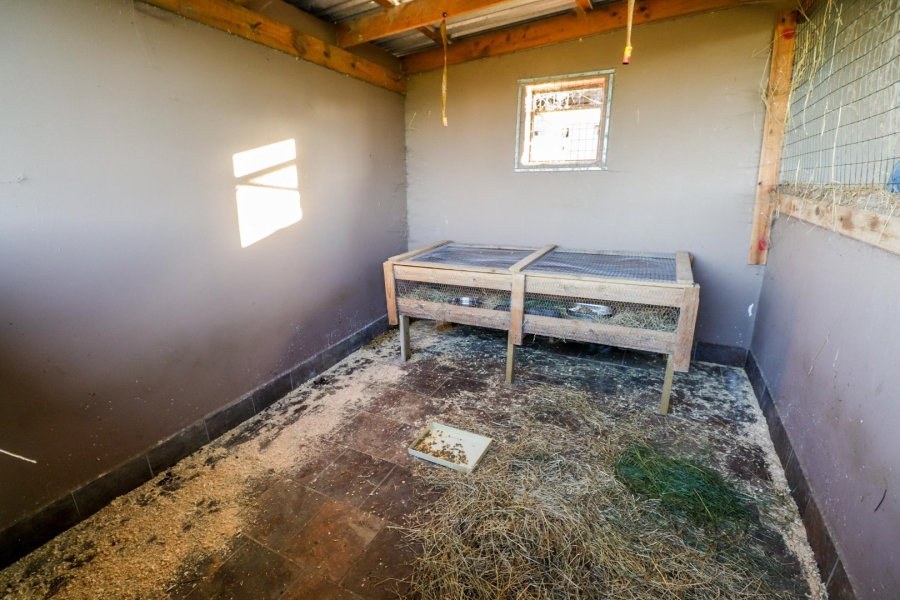 Commercial Property for Sale in Rondevlei Western Cape